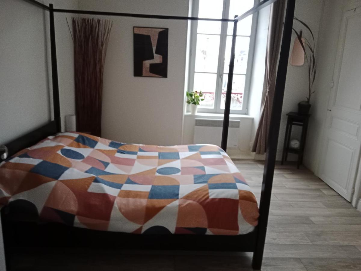Pounette, Appartement T3 Centre / Thermes Luxeuil Esterno foto
